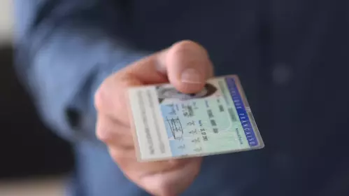 Cartes d'identité et passeports 